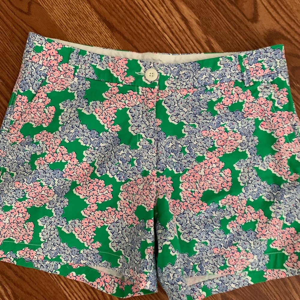 CROWN & Ivy Floral Green and Pink Women's Shorts
